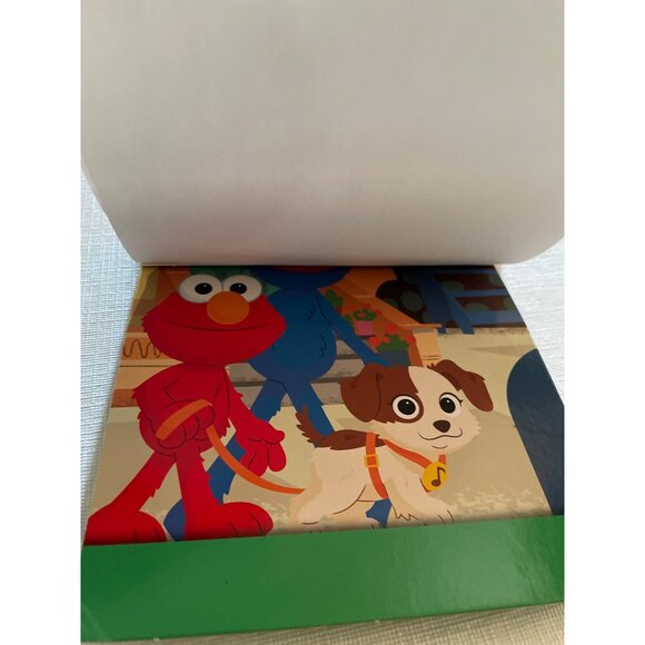 Sesame Street Imagine Ink Magic Ink Pictures Activity Book & Marker - Picture 11 of 11
